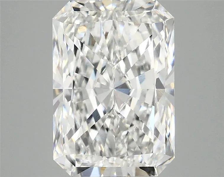 4.00ct Radiant Lab Grown Diamond (Colour F, Clarity VVS2, IGI Certified)