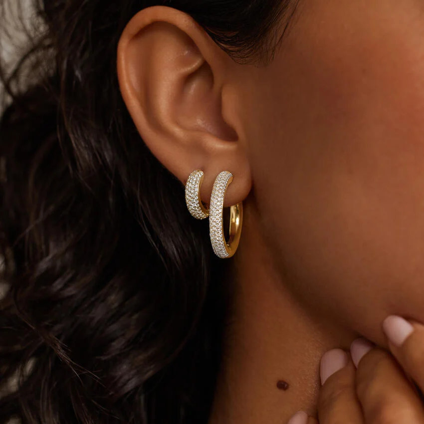 Lab Diamond Tube Huggie Earrings (2/3 ct. tw.)